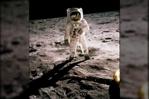 Išaiškino, kodėl suklastoti pirmąjį išsilaipinimą Mėnulyje buvo tiesiog neįmanoma