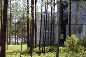 Sunku suprasti, kur papuolei: pastatai, kurių paskirtis dažnai klaidina