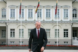 Liko 1 diena ir Lietuva pasikeis: paskutinės ekspertų prognozės apie Gitaną Nausėdą 