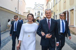 Prezidento G. Nausėdos inauguracija: kodėl pasirinko J. Basanavičiaus paminklą ir frazė žmonai