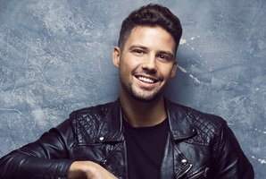 Petras Daunys pristatė naują dainą: „Tai deklaracija apie gyvenimą, apie kokį svajojame“