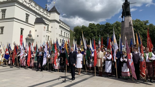 G. Nausėdos kalba Vilniaus Katedros aikštėje: „Viskas priklausys ir nuo jūsų pagalbos“