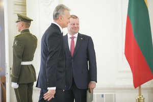 Įgaliojimus prezidentui G. Nausėdai grąžinęs S. Skvernelis: „Viskas nebe mano rankose“