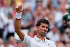 N. Džokovičius žengė į Vimbldono finalą – atkaklioje kovoje palaužė ispano pasipriešinimą