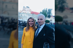 Daiva Žeimytė-Bilienė įsiamžino su prezidento tėčiu: „Turbūt svarbiausias žmogus vakar dienos renginiuose“