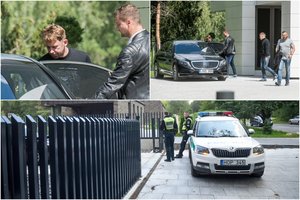 Po kratos E. Dragūno-Selo namuose aiškėja naujos detalės