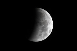 Misijos „Apollo 11“ pradžios 50-metį žymės dalinis Mėnulio užtemimas