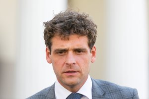 R. Žemaitaitis mano, kad V. Pranckiečio likimo klausimas gali nusikelti į rudenį