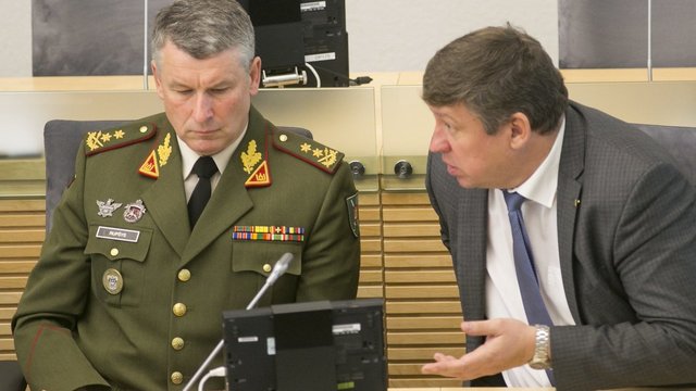 Seimui pristatyta Valdemaro Rupšio kandidatūra į kariuomenės vado postą