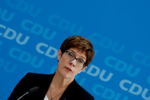 Vokietijos gynybos ministerijos vairą perims kita moteris – CDU pirmininkė A. Kramp Karrenbauer