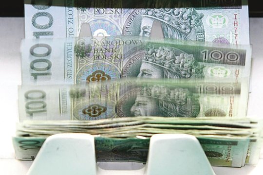 Kaimyninės šalies finansų rinkoje sukrėtimas – pradingo daugiau negu 112 milijonų 