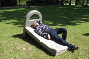 Šiluvos meno bienalė: nuo vario dūdų iki paslaptingai spinduliuojančio objekto