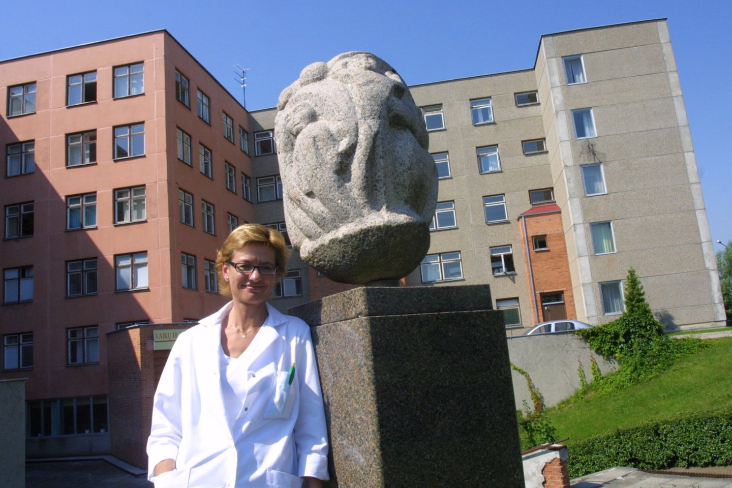 Lietuvos sveikatos mokslų universiteto Infekcinių ligų klinikos vadovė profesorė Auksė Mickienė teigė, kad Lietuva jau ne vienus metus Europoje yra mirčių nuo erkinio encefalito sąrašo priekyje.<br>M.Patašiaus nuotr.