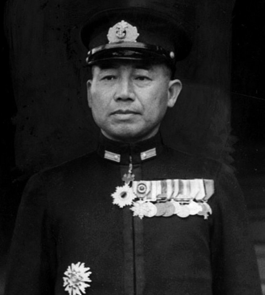  Kamikadzių taktikos „tėvas“ – viceadmirolas Takidžiras Onišis.<br>Leidėjų nuotr.