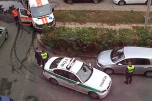 Ankstų rytą sostinėje – klykiančios merginos drama