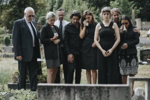 4 didžiausios klaidos, pasitaikančios per laidotuves