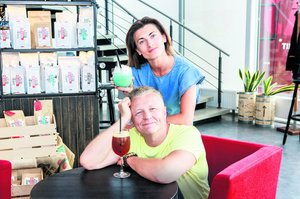 Gediminas Juodeika su sužadėtine kavos tirščius naudoja neįprastam tikslui 