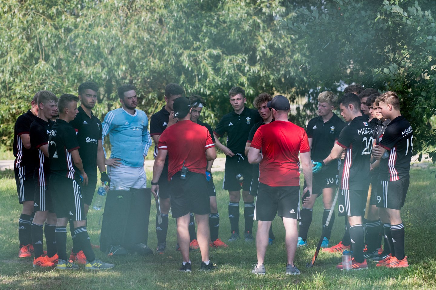 Europos čempionato žolės riedulio mačą Vilniuje žaidė Velso ir Ukrainos jaunieji sportininkai <br> A.Pliadžio nuotr.