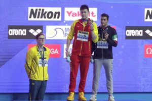 Protestas prieš dopingą: australas M. Hortonas nelipo ant apdovanojimų pakylos šalia kino S. Yango