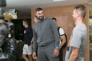 Netikėtumą pateikęs J. Valančiūnas sustabdė savo atostogas: „Pasiilgau“ 