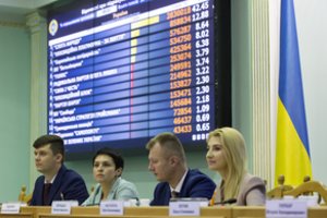 V. Zelenskio partija tvirtai pirmauja, skelbia naujausius rezultatus