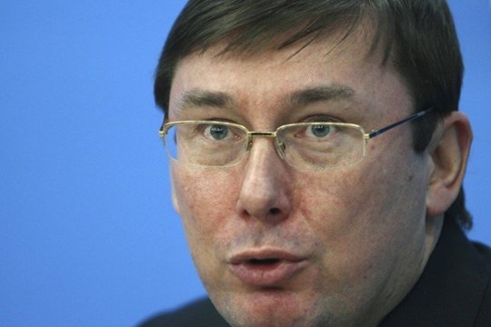 Atsistatydinti spaudžiamas Ukrainos generalinis prokuroras J. Lucenka išėjo atostogų