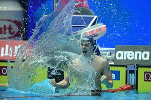 Košmaras plaukimo čempionate – pirmuoju finišavęs Danas Rapšys buvo diskvalifikuotas