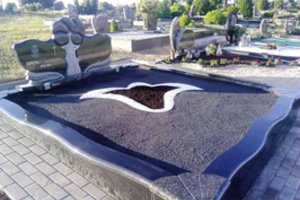 Žmonės užsisako paminklus sau – turi tam priežasčių