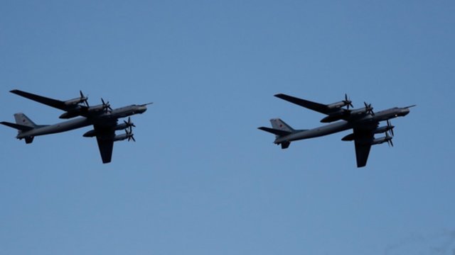 Po Rusijos lėktuvų veiksmų Pietų Korėjos padangėje – įspėjimas, kad tai ne pabaiga