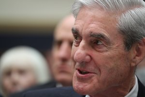 R. Muelleris paneigė D. Trumpo teiginį, kad jis išteisintas dėl sąmokslo su Rusija