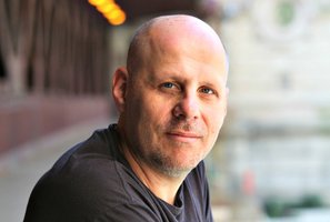 Kelionės po pasaulį ir tikėjimo paieškos Erico Weinerio knygoje „Žmogus ieško dievo“