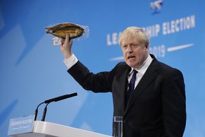 Naujasis Jungtinės Karalystės premjeras B. Johnsonas davė pažadą dėl „Brexit“