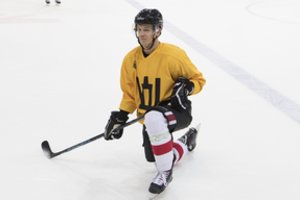 N. Ališauskas su „Dinamo“ sužaidė pirmąjį kontrolinį mačą ruošiantis KHL sezonui 