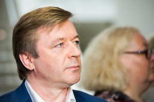 R. Karbauskis žada sklandų ministrų patvirtinimą, tačiau vieno dabartinio aukoti visiškai nenori