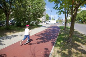 Sostinės Gelvonų gatvėje nutiestas naujas dviračių ir pėsčiųjų takas