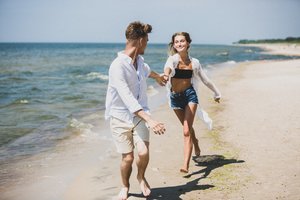 „Lietuvos balse“ išgarsėjęs Vilius pristato vasara alsuojančią dainą ir vaizdo klipą