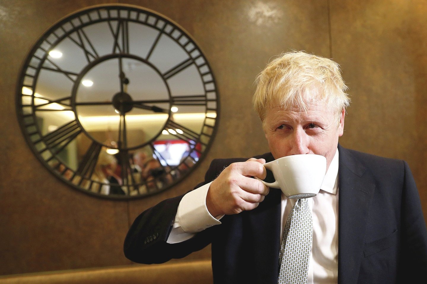 Šią savaitę B.Johnsonas oficialiai tapo naujuoju Jungtinės Karalystės premjeru, pakeitė Th.May. Laikas tiksi – išstojimo iš Europos Sąjungos data artėja.<br>„Reuters“/„Scanpix“ nuotr.