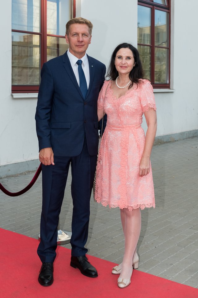  Politikas Arvydas Vaitkus su žmona Ilona.<br>A.Kubaičio nuotr. 