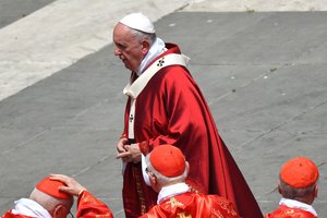 Popiežius smerkia „prostitucijos blogį“