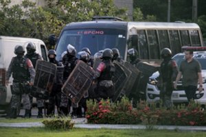 Brazilijoje per riaušes kalėjime žuvo mažiausiai 57 kaliniai