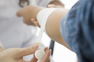 Ligonių kasa atsakė, kada reikia mokėti už paslaugas gydymo įstaigoje