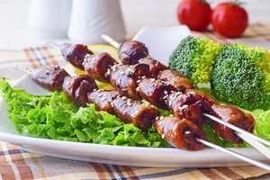 Širdelių šašlykai: paprasta, nebrangu ir netikėta