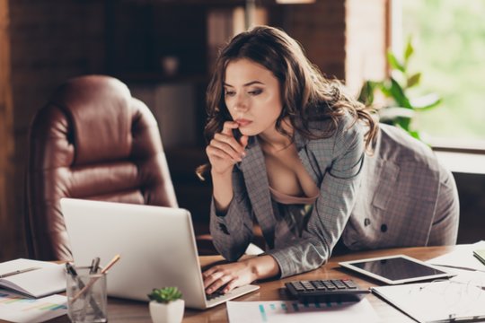 Į „ledinės“ viršininkės kabinetą iškviestas vyras pas žmoną nebegrįžo savaitę