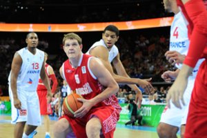 Oficialu: rusų milžinas T. Mozgovas už 1,5 mln. dolerių tapo R. Kurtinaičio auklėtiniu