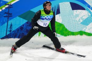 Olimpinis čempionas iš Baltarusijos pardavė medalius: gelbės sergantį draugą