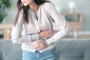 Gydytoja išvardijo pagrindines virškinimo sutrikimų priežastis: kalta ne tik prasta mityba