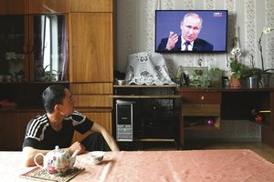 Sankcijos privertė pakeisti požiūrį: Rusija ilgesingai žvelgia į Vakarus