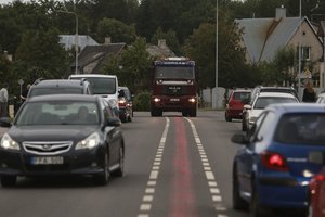 Nevilties apimti Kauno r. gyventojai patys blokavo pagrindinę gatvę