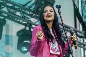 Naujieną pristatanti Iglė: „Sutinkame žmogų ir protas išeina atostogų“