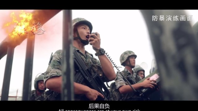 Honkonge nesibaigiant protestams – Kinijos kariuomenės filmukas apie „Riaušių malšinimą“ 